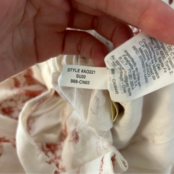 Madewell Paperbag Shorts in Paradise Toile - Picture 7 of 9